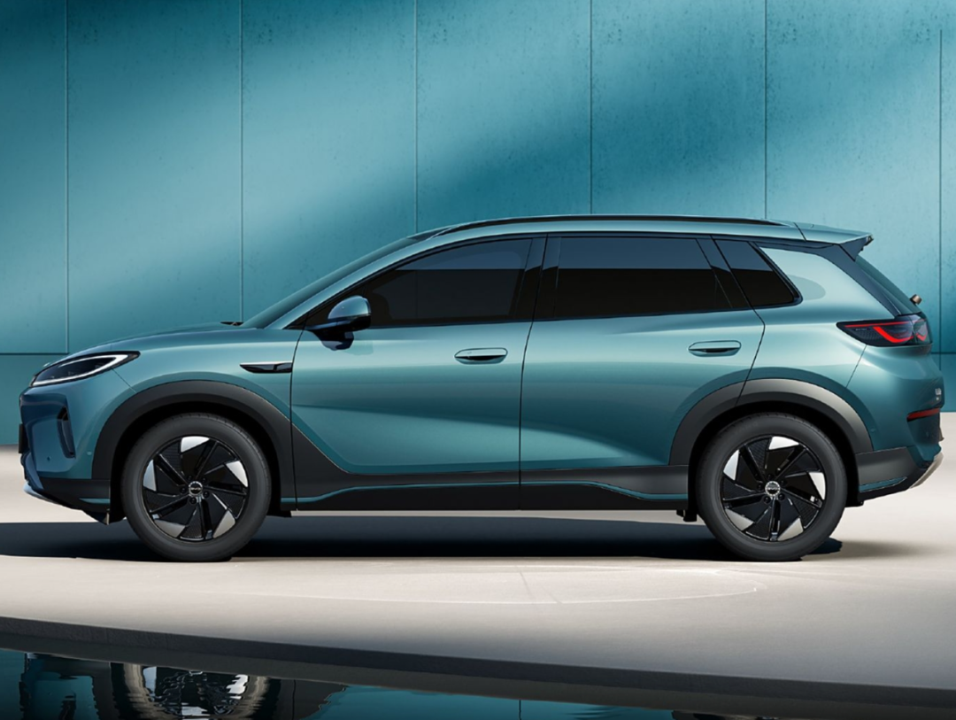 11.78万元起，海狮05EV：标配天神之眼，更有冷暖冰箱