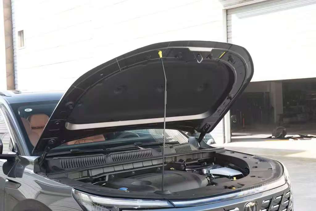 动力强油耗低，智能越级，第四代CS75PLUS UItra能闭眼入吗？