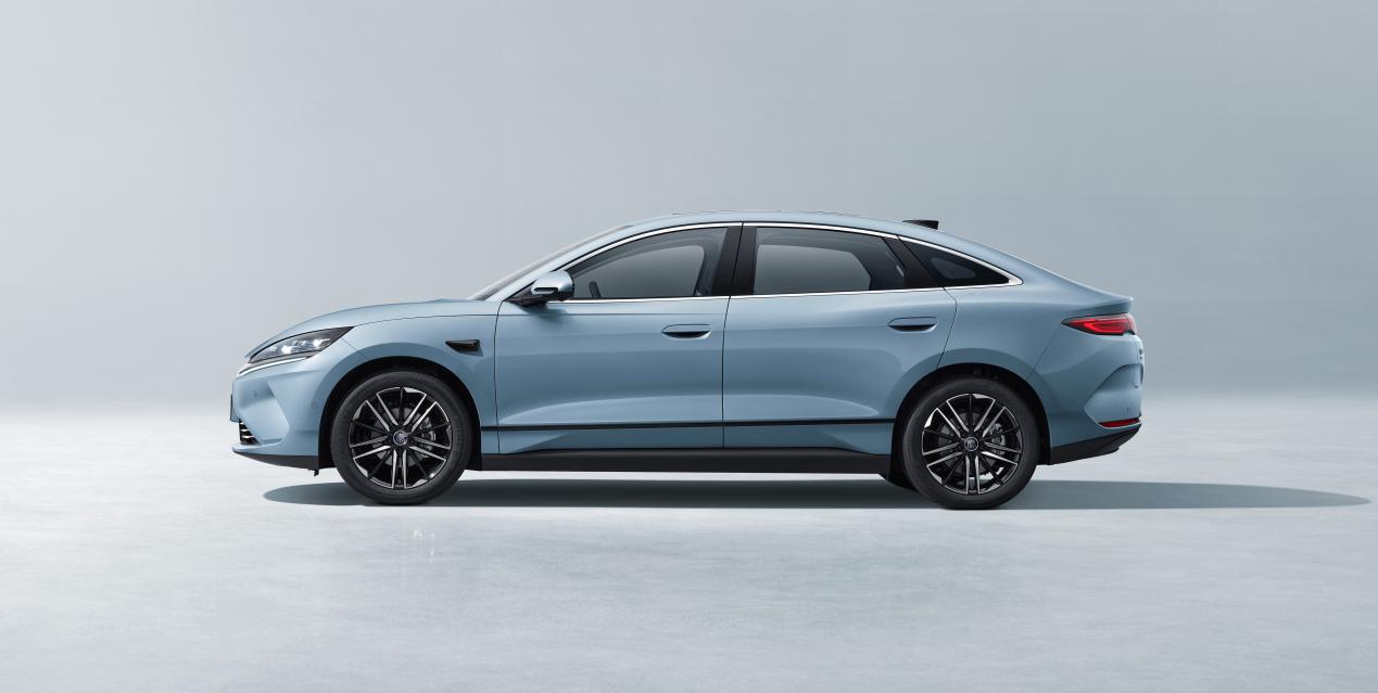 专属年轻人的六边形神车 11.98万元起秦L EV登场