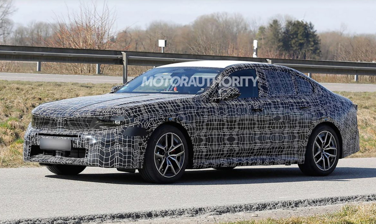 新款宝马5系曝光！外观变化极大，有望采用NK前脸，这你受得了吗？