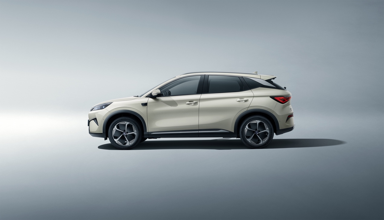 全球爆款，双冠实力！第二代元PLUS智驾版上市