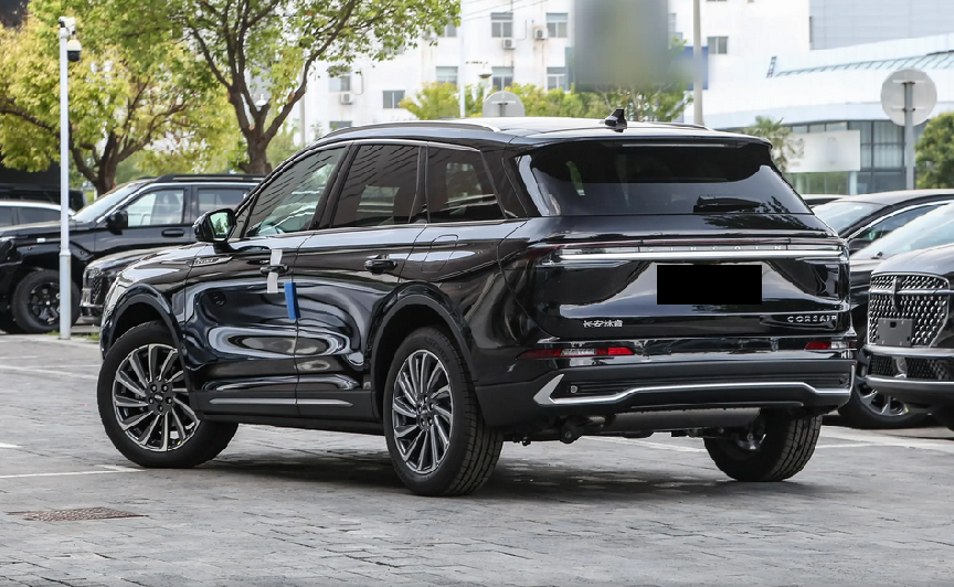 23.58万元起，这款美系SUV造型大气颜值高，续航可达1240km