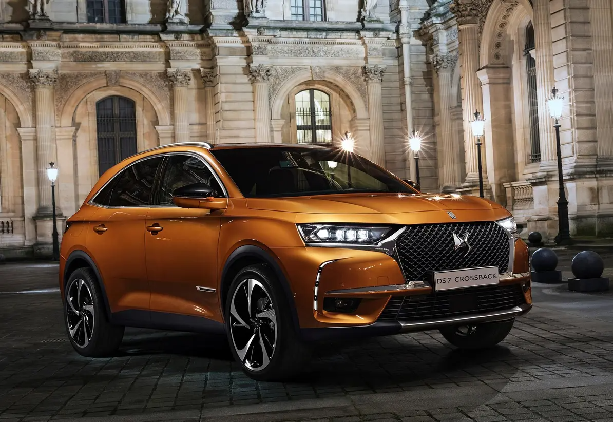 离谱！豪华车质量曝光，倒数第1是房地产造车，老板还被员工打过