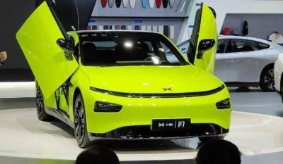 小鹏汽车p7鹏翼版价格 后驱超长续航鹏翼版落地价为36.69万元（四驱高性能鹏翼版落地价为40.99万元）