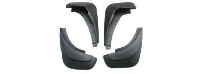 挡泥板坏了一个要全部换吗？4s店换个挡泥板多少钱