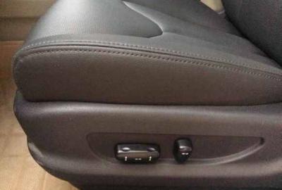 长安逸动电动座椅改装，逸动座椅改装图片