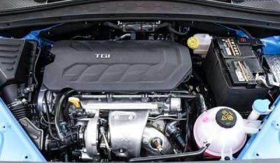 荣威rx5max玻璃水在哪加 玻璃水加在车哪个位置(发动机舱右下角)