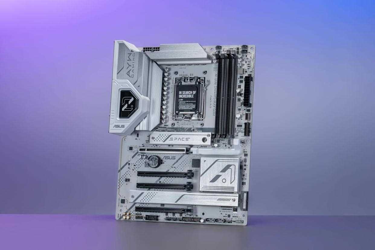 高端Zen5平台的实用之选! 华硕X870 AYW GAMING WIFI W哎呦喂测评