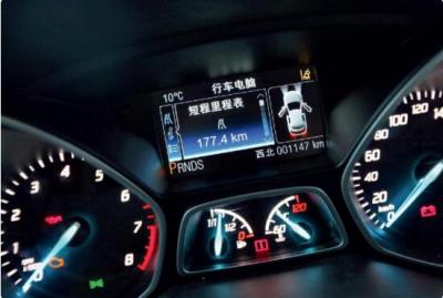 汽车仪表盘range是什么意思，剩余油量可行驶公里数