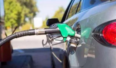 长期加便宜汽油对车子的影响 有一定影响（会增加发动机积碳）