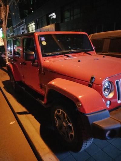 JEEP牧马人的落地价格大约是多少？