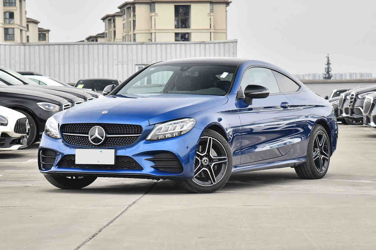 买进口奔驰c200落地价多少钱 附付款方案