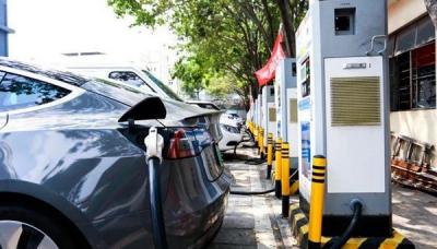 充电桩收费标准，新能源汽车充电桩充一次多少钱