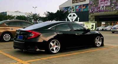 十代思域改装案例，整车贴黑武士车膜多少钱