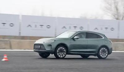 问界m5三大件是什么 1挡固定齿比变速箱(1.5T涡轮增压发动机)