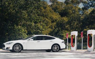 特斯拉3充电多长时间 和充电方式有关