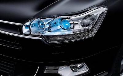 大灯随动转向的优缺点 大灯随动转向的作用有哪些