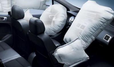 安全气囊，安全带的辅助装置（关键时候能救命）