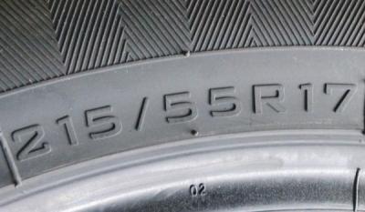 标准胎压是多少