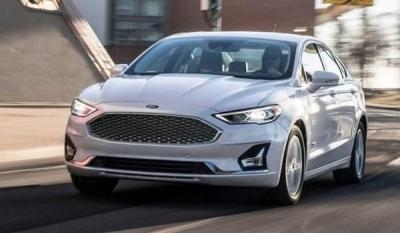 福特蒙迪欧有几款颜色 福特蒙迪欧什么颜色好看（深灰色内敛沉稳）