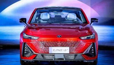 长安UNI-V售10.89万起，动力超越思域而且还要推出2.0T版本