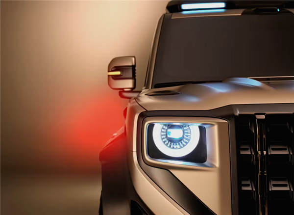 红旗首款硬派越野公开征名：采纳就送001号车