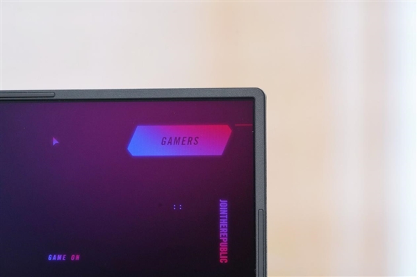 锐龙9 9955HX3D加持！ROG魔霸9笔记本图赏