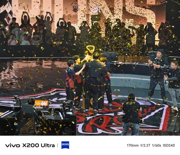 拍视频赶超苹果iPhone 蓝厂的新手机用起来到底怎么样