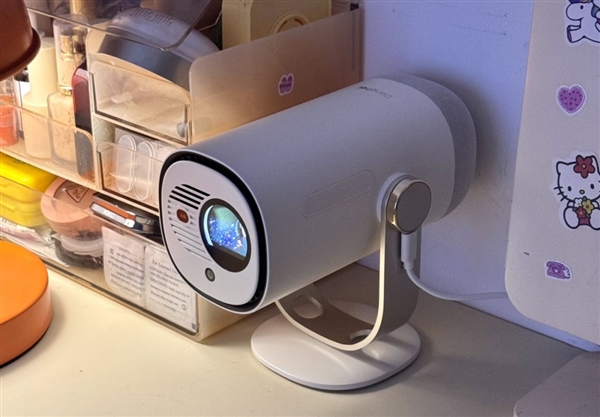 2025年宿舍投影仪选购推荐：当贝Smart1打造专属影音小天地