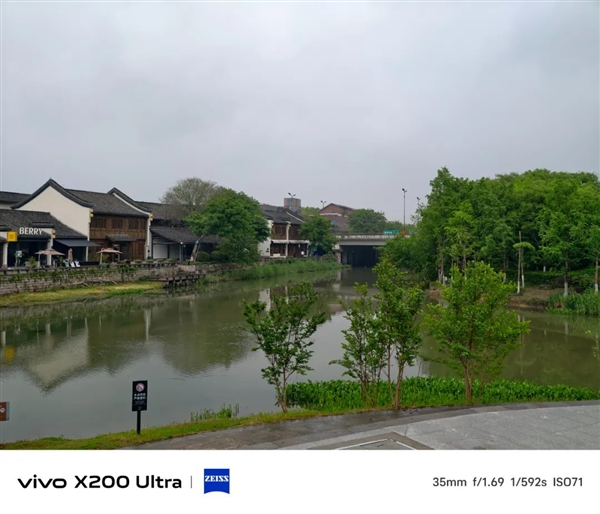 拍视频赶超苹果iPhone 蓝厂的新手机用起来到底怎么样