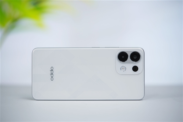 OPPO史上最大电池！OPPO K12s图赏