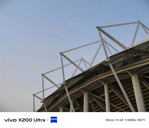 拍视频赶超苹果iPhone 蓝厂的新手机用起来到底怎么样