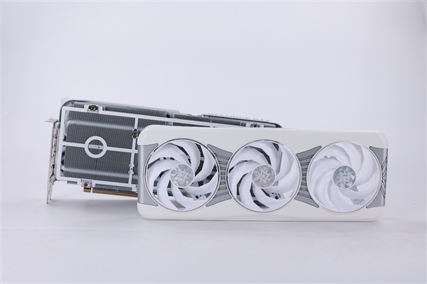 快拆新时代——影驰50系列星曜显卡一体式磁吸上盖全面解析