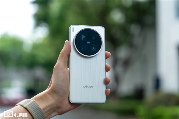 拍视频赶超苹果iPhone 蓝厂的新手机用起来到底怎么样