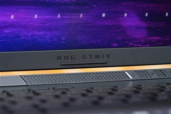 锐龙9 9955HX3D加持！ROG魔霸9笔记本图赏