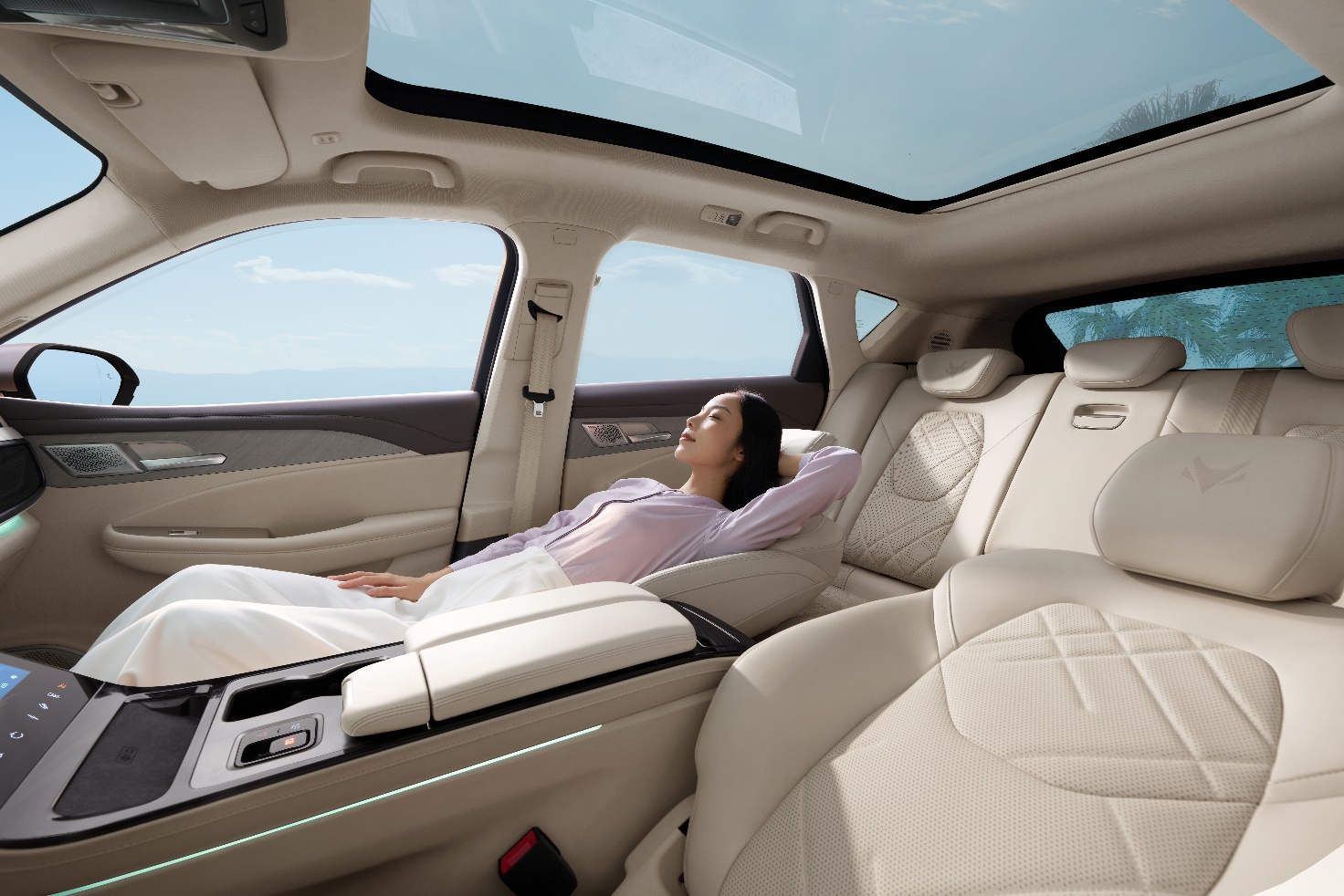 3激光雷达是智驾安全底线？极狐新6系搭载华为ADS3.3