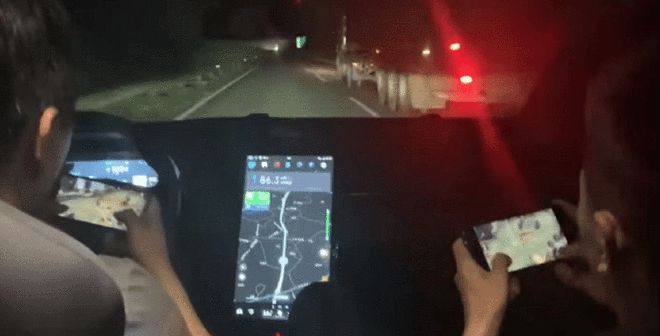 三名女大学生开小米SU7身亡背后：到底该如何看待这一事件