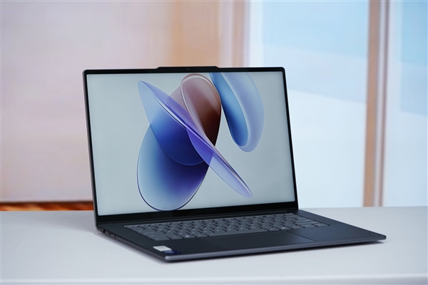 全球PC出货量大涨6.7％：联想遥遥领先 华为仍是Others