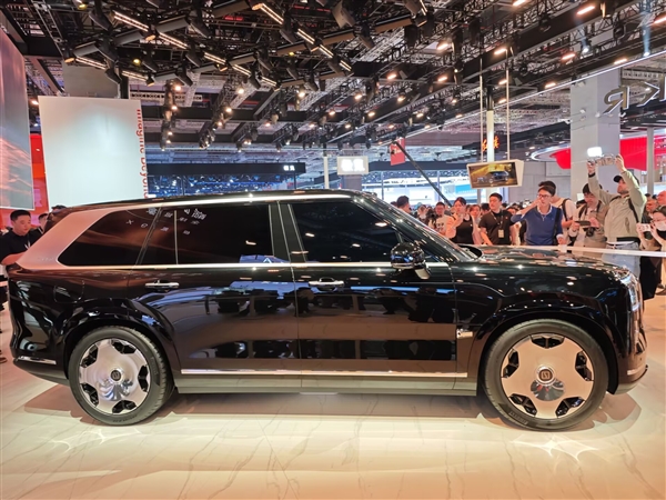 杭州湾库里南 极氪9X全球首发：拥有8大全球之最的顶级SUV