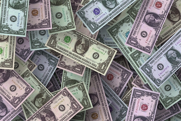 特朗普关税重创全球前500名富豪：马斯克最惨 身家暴跌千亿