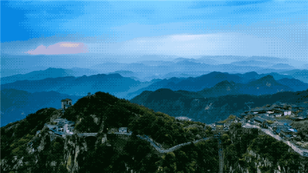 爬泰山爬到怀疑人生 这回有救了！