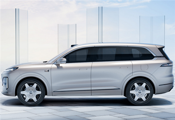 理想L9的平替之选！深蓝S09官宣4月23日预售：售价30-35万元