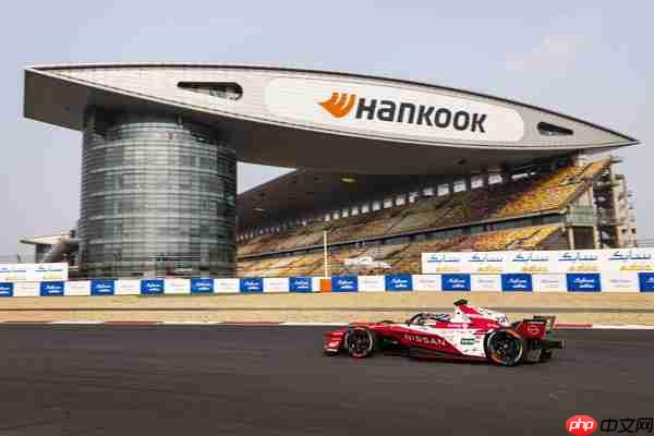 从赛道到街道，东风日产N7定义电动时代“最家”dream car