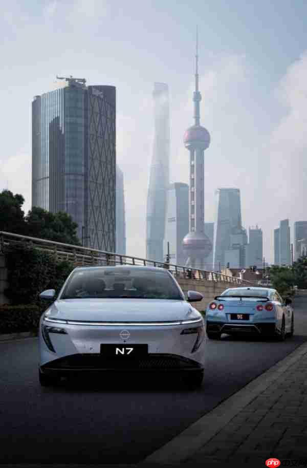 从赛道到街道，东风日产N7定义电动时代“最家”dream car