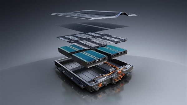 36吨坦克直接碾压！吉利银河E5电池包抗住了