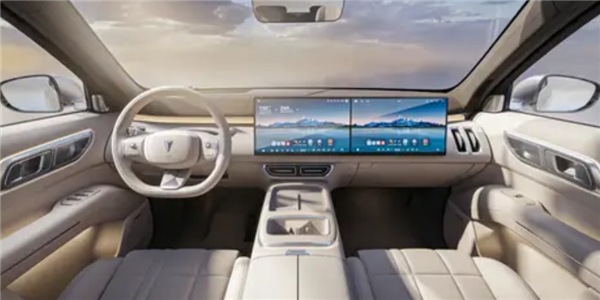 深蓝S09取消仪表盘引争议！官方：43寸HUD更震撼 支持选装硬件