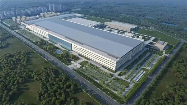 提前4个月创全球纪录！京东方国内首条第8.6代AMOLED生产线设备搬入