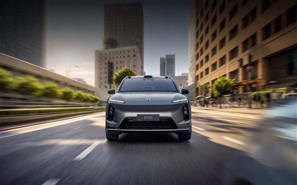 购车就送5年免费换电！蔚来新款ES6/EC6上市：33.8万起