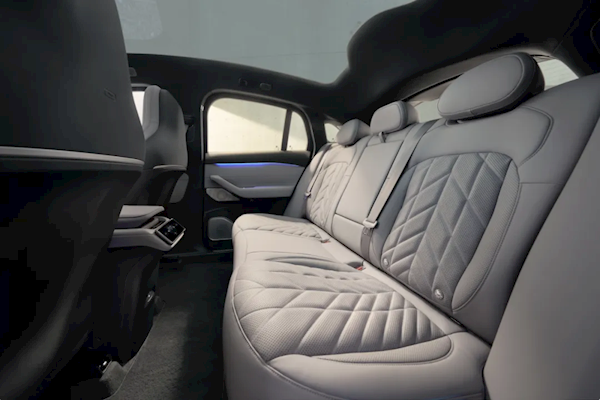 购车就送5年免费换电！蔚来新款ES6/EC6上市：33.8万起