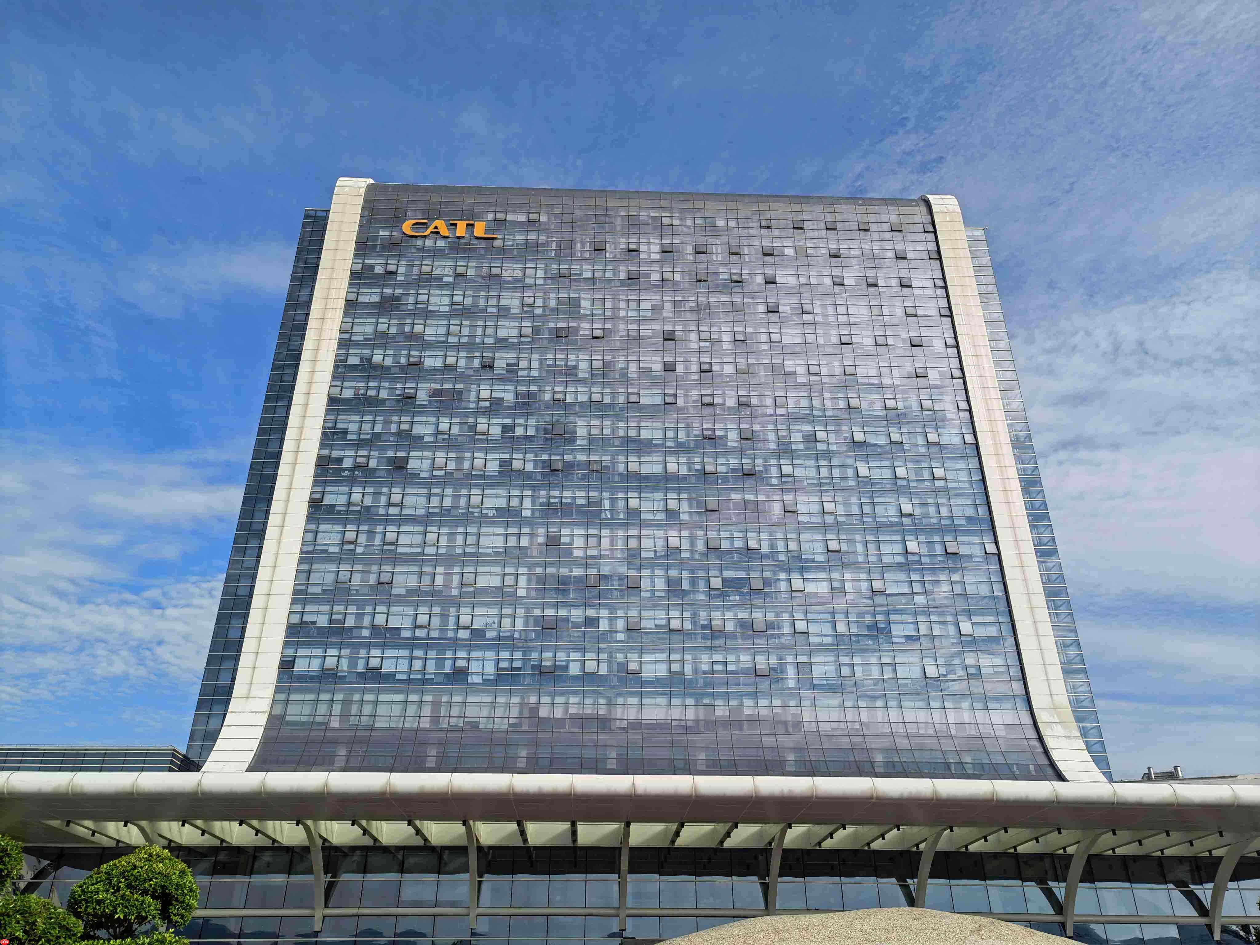 宁德时代新设长沙润时与崇仁润时两家新能源公司，均含电池销售业务